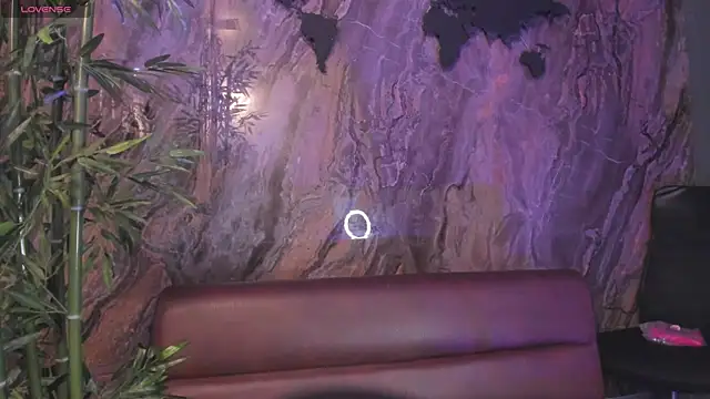 Alahia Dangelo online show from 11/11/25, 05:30