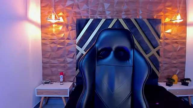 Alahia Dangelo online show from 09/29/25, 12:00