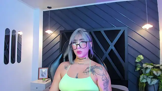 Alahia Dangelo online show from 09/20/25, 11:37