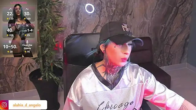 Alahia Dangelo online show from 05/04/26, 05:27