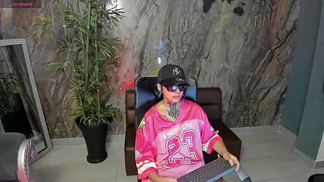 Alahia Dangelo online show from 03/16/26, 05:37