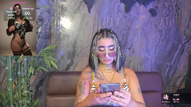 Alahia Dangelo online show from 10/31/25, 02:35