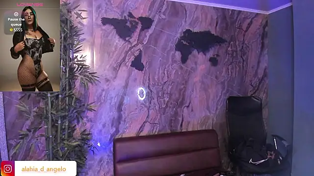 Alahia Dangelo online show from 02/04/26, 05:41