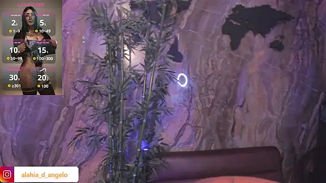 Alahia Dangelo online show from 02/17/26, 05:32