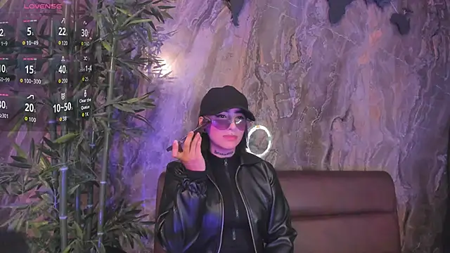 Alahia Dangelo online show from 12/02/25, 05:25