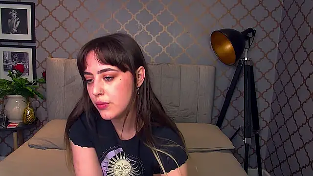 Snapshot of ValentinaBouxBabestation chatting on 02/06/25, 01:54 ValentinaBouxBabestation online show from 02/06/25, 01:54