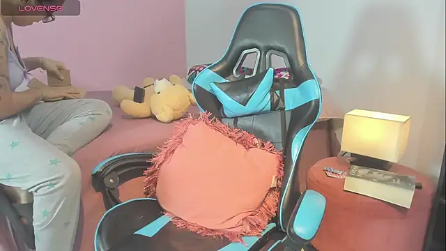  maria foxx  online show from 06/19/26, 04:57