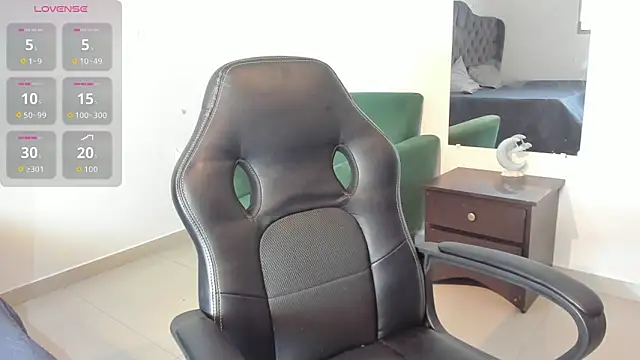  maria foxx  online show from 10/30/25, 06:27