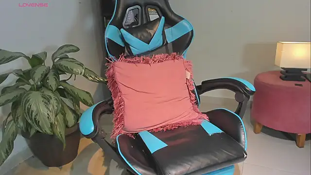  maria foxx  online show from 05/23/26, 05:12