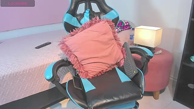  maria foxx  online show from 06/04/26, 12:43
