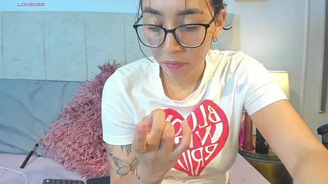  maria foxx  online show from 04/22/26, 04:14