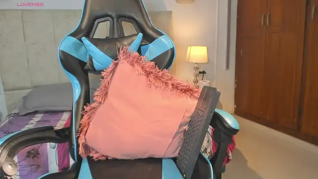  maria foxx  online show from 03/28/26, 01:01