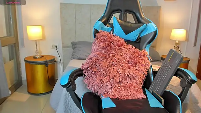 Snapshot of _maria_foxx_ chatting on 01/09/26, 05:20 maria foxx online show from 01/09/26, 05:20