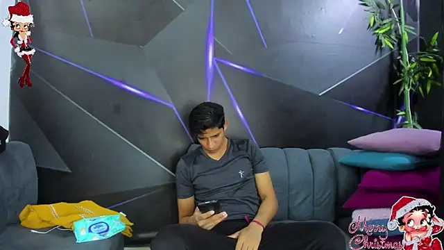 Snapshot of playsgirlhot chatting on 11/04/25, 11:19 playsgirlhot online show from 11/04/25, 11:19