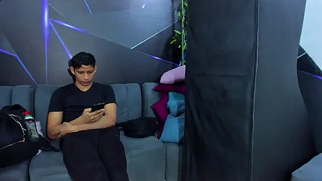 playsgirlhot online show from 02/06/26, 11:45