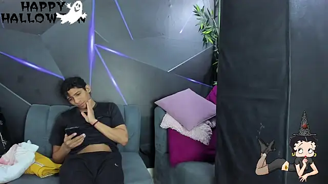 Snapshot of playsgirlhot chatting on 11/01/25, 11:20 playsgirlhot online show from 11/01/25, 11:20