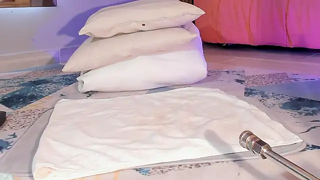 Eilin clio online show from 03/08/25, 07:42