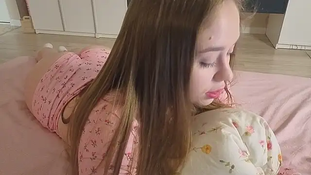 endlesssoffi online show from 03/15/26, 07:10