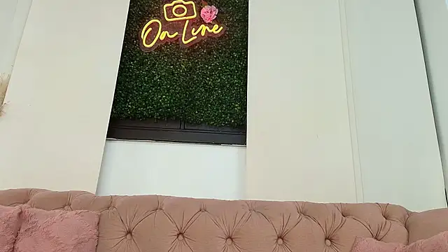 kayna gomez online show from 10/19/25, 07:27