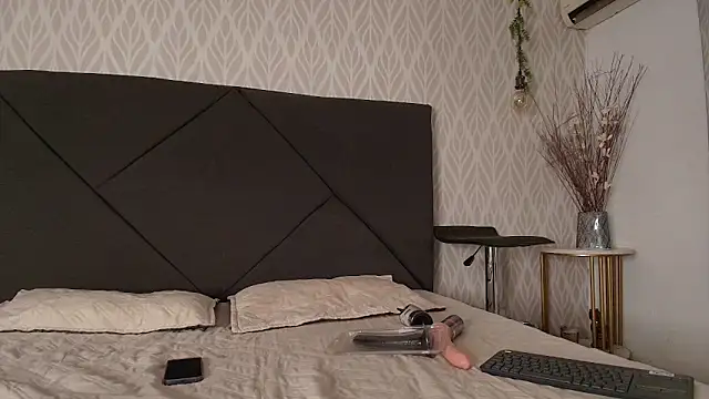 kayna gomez online show from 02/12/26, 07:13