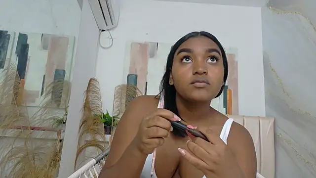 kayna gomez online show from 04/19/26, 05:36