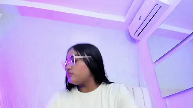 kayna gomez online show from 11/05/25, 07:39