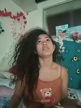 Milkdulce1 online show from 05/15/26, 02:26