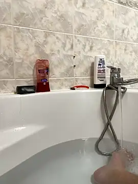 Snapshot of Hugo76578 chatting on 09/22/25, 07:31 Hugo76578 online show from 09/22/25, 07:31