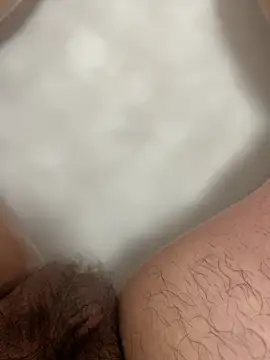 Snapshot of Hugo76578 chatting on 11/02/25, 08:03 Hugo76578 online show from 11/02/25, 08:03