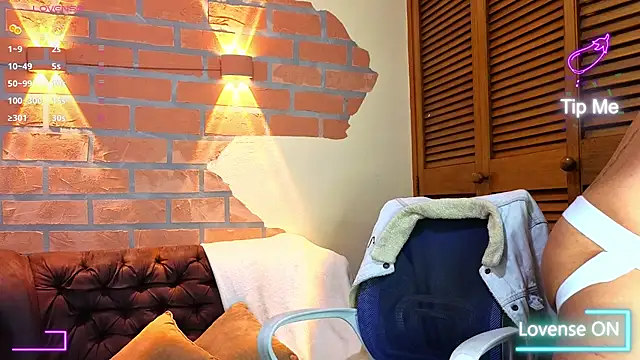 Snapshot of Dylanstonne chatting on 11/01/25, 09:30 Dylanstonne online show from 11/01/25, 09:30