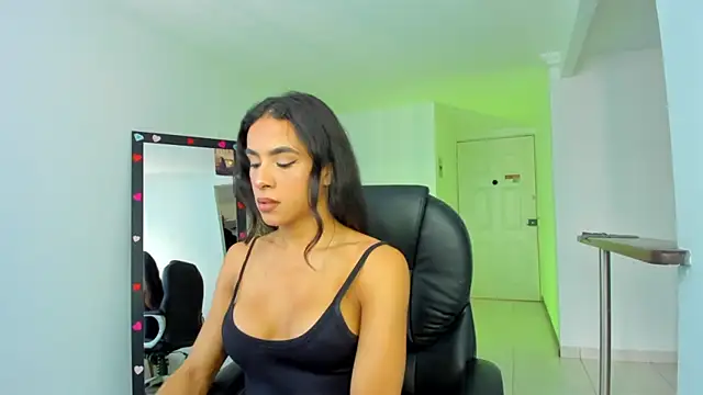 Aleja arango1 online show from 02/09/26, 06:50