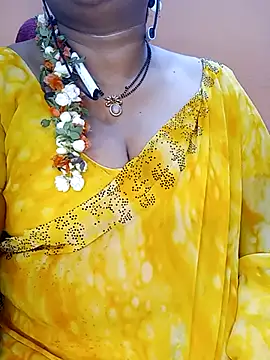 Snapshot of Sexy-Telugunayana2 chatting on 03/05/25, 04:24 Sexy-Telugunayana2 online show from 03/05/25, 04:24