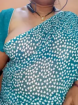 Snapshot of Sexy-Telugunayana2 chatting on 02/06/25, 11:09 Sexy-Telugunayana2 online show from 02/06/25, 11:09