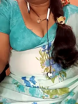 Snapshot of Sexy-Telugunayana2 chatting on 02/16/25, 08:32 Sexy-Telugunayana2 online show from 02/16/25, 08:32