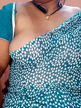 Snapshot of Sexy-Telugunayana2 chatting on 02/07/25, 12:53 Sexy-Telugunayana2 online show from 02/07/25, 12:53