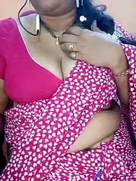 Snapshot of Sexy-Telugunayana2 chatting on 03/14/25, 07:12 Sexy-Telugunayana2 online show from 03/14/25, 07:12