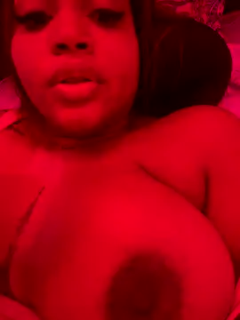 lindsayhoffman18 online show from 12/01/25, 02:29