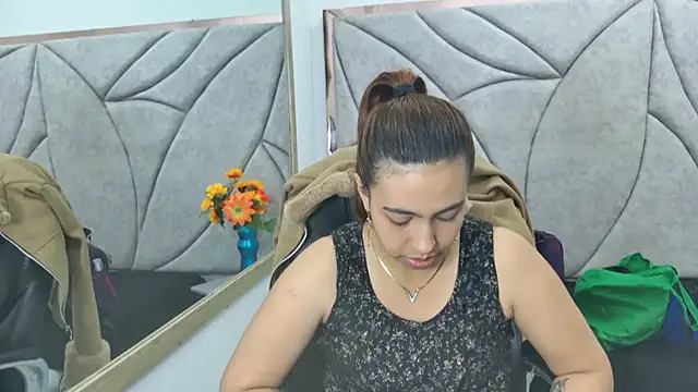 Tammy Blackk online show from 11/16/25, 04:06