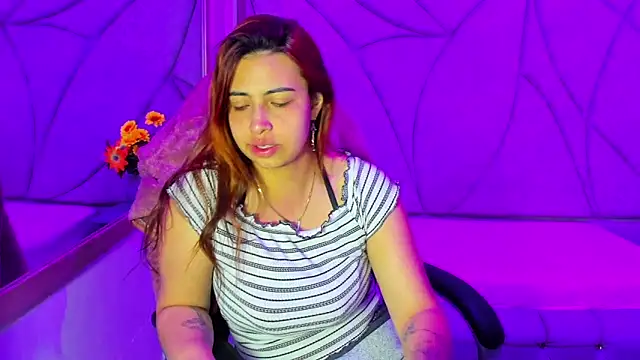 Tammy Blackk online show from 11/02/25, 03:44