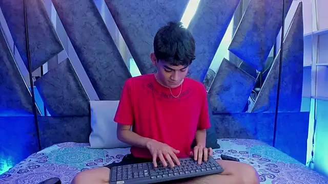 Yef Thin online show from 09/19/25, 03:32