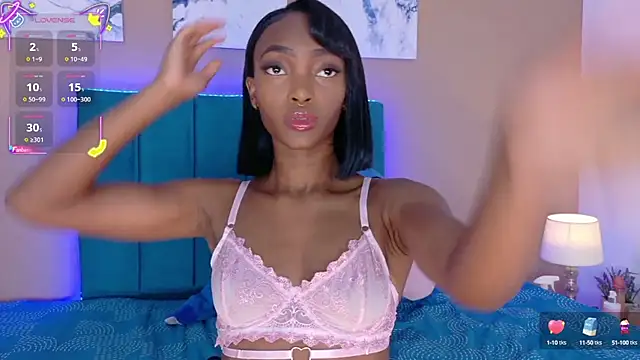 ahvi ebony online show from 11/06/25, 12:09