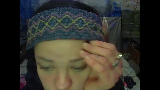 Snapshot of iva_spirit chatting on 01/11/25, 04:57 iva spirit online show from 01/11/25, 04:57