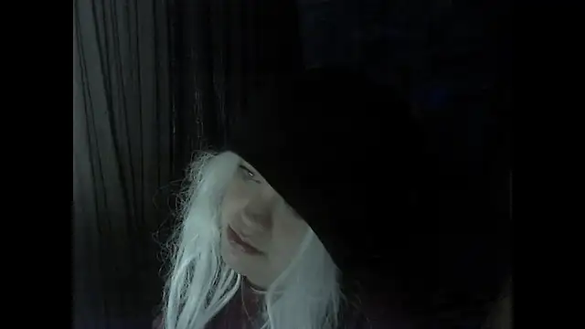 Snapshot of iva_spirit chatting on 12/24/24, 12:55 iva spirit online show from 12/24/24, 12:55