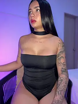 Pink Jazmin online show from 05/22/26, 01:25