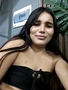 Snapshot of Pink_Jazmin chatting on 12/05/24, 03:42 Pink Jazmin online show from 12/05/24, 03:42