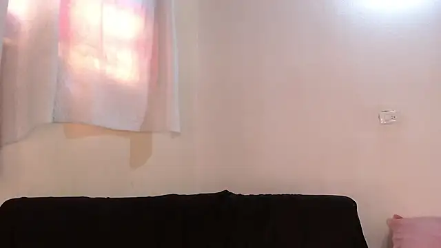 maraa lee online show from 10/10/25, 02:51