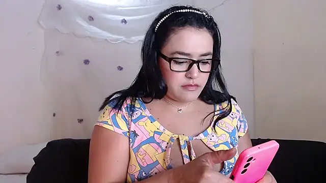 maraa lee online show from 04/22/26, 09:43