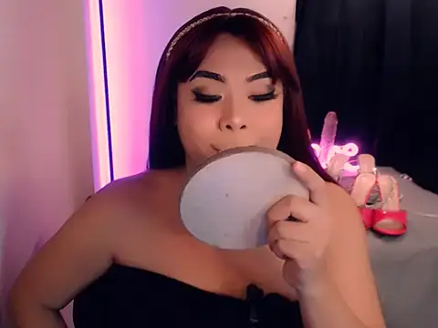 Nathalie Heartxoxo69 online show from 03/25/26, 03:33