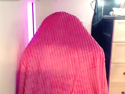 Nathalie Heartxoxo69 online show from 04/08/26, 11:39