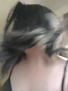 Bella fournier online show from 03/22/26, 04:05